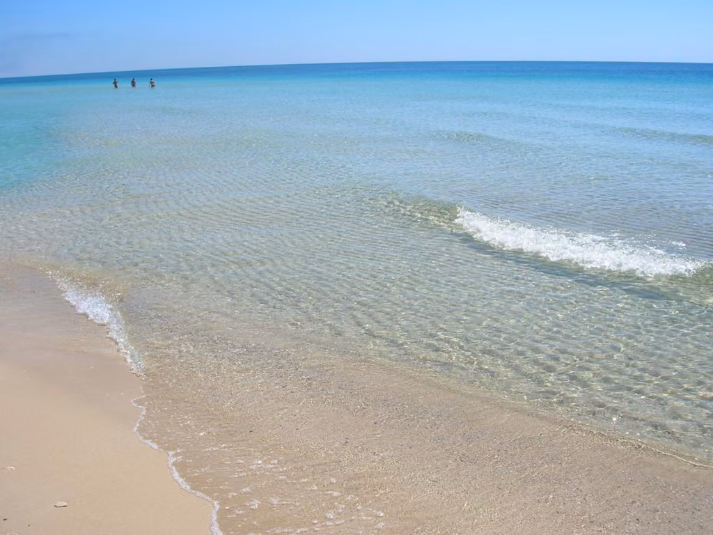 Spiaggia della costa jonica vicino a Castellaneta Marina